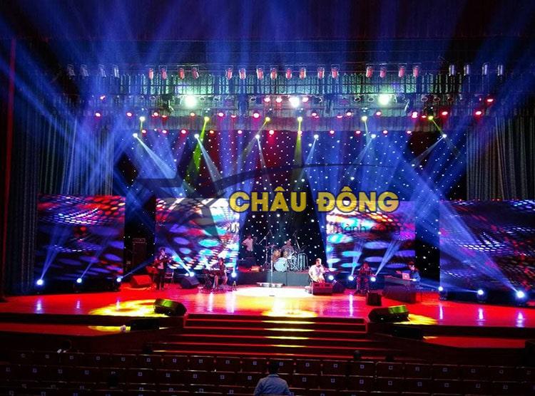 Cho thuê dàn máy âm thanh ánh sáng đảm bảo chất lượng, giá rẻ?